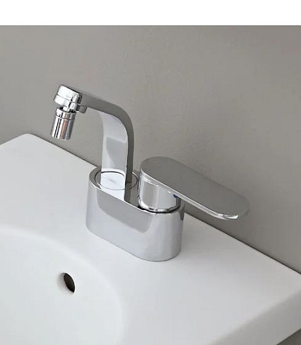 ONE MISCELATORE BIDET.JPG